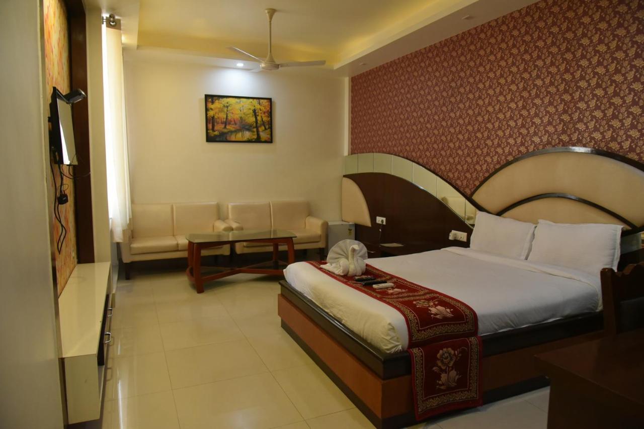 Hotel Vitthal International, Prayagraj Allāhābād Junction Dış mekan fotoğraf