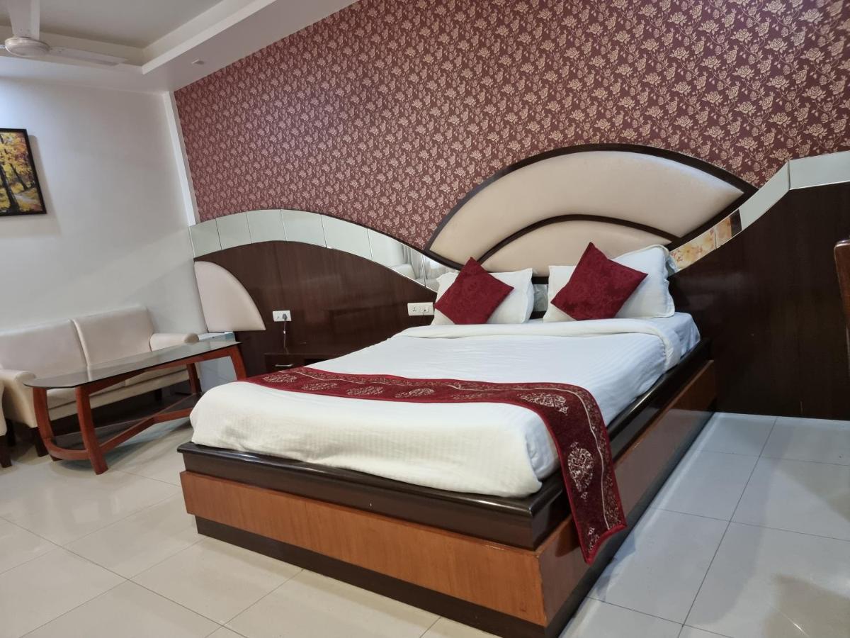 Hotel Vitthal International, Prayagraj Allāhābād Junction Dış mekan fotoğraf